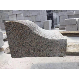 道牙石加工專家 永鑫石材的專業技術與服務優勢